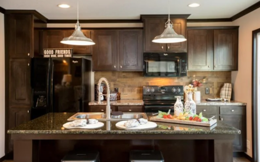 5770 Country View Trail Farmington, MN 55024