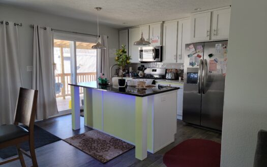 Sheetrock Throughout! Huge Granite Center Island! Recessed Lighting!