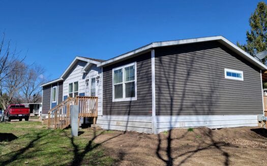 Sheetrock Throughout! Huge Granite Center Island! Recessed Lighting!