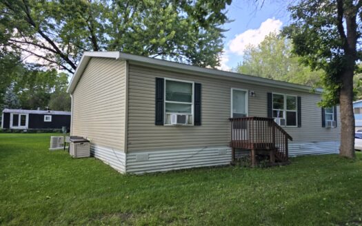 Double Wide With Garage! + $3,000 Bonus at closing!