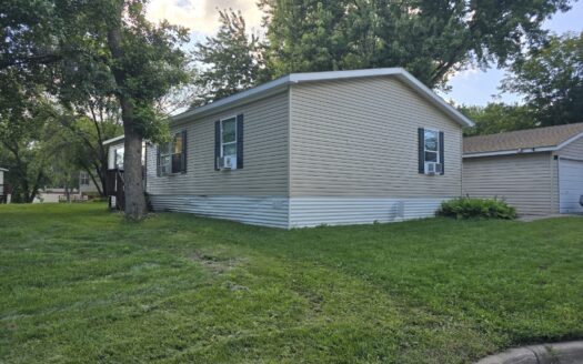 Double Wide With Garage! + $3,000 Bonus at closing!