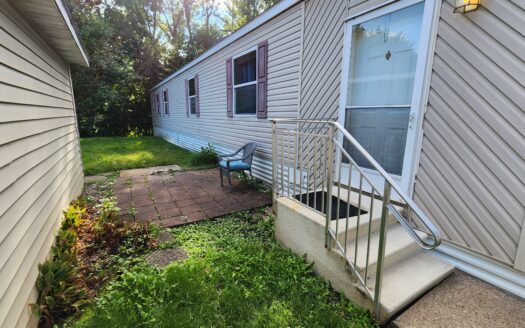 Special Circumstances! Deal of a LIFETIME! Can Even Come Furnished!