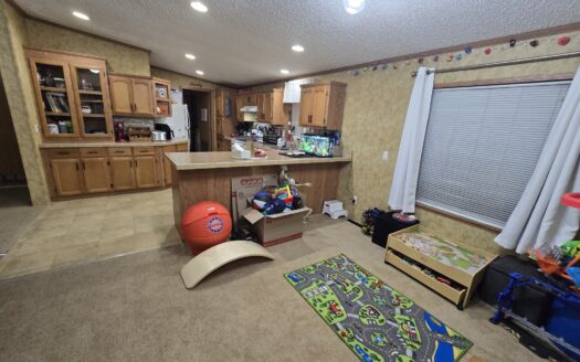 Outside Lot with Private Back Yard! Absolutely Gorgeous! Bonus Room!