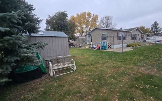 Outside Lot with Private Back Yard! Absolutely Gorgeous! Bonus Room!