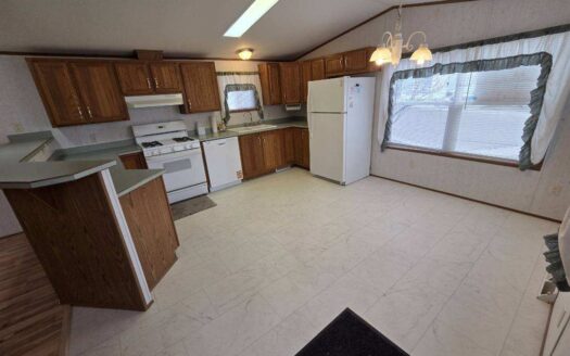 Neat and Clean! Many Updates! Available Immediately!