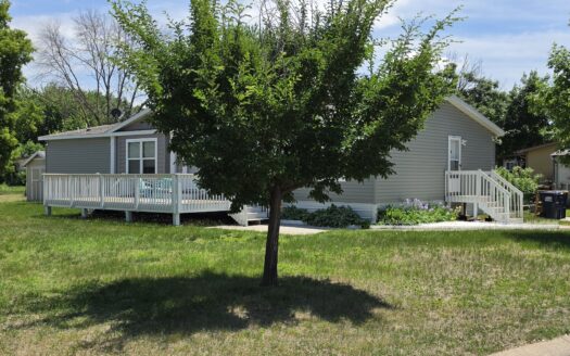 Enormous Rare 4 Bedroom! Still Like New! Absolutely Gorgeous!