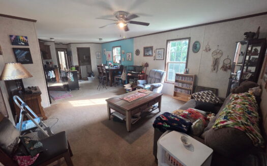 Large Outside Cul De Sac Lot! Huge Deck!